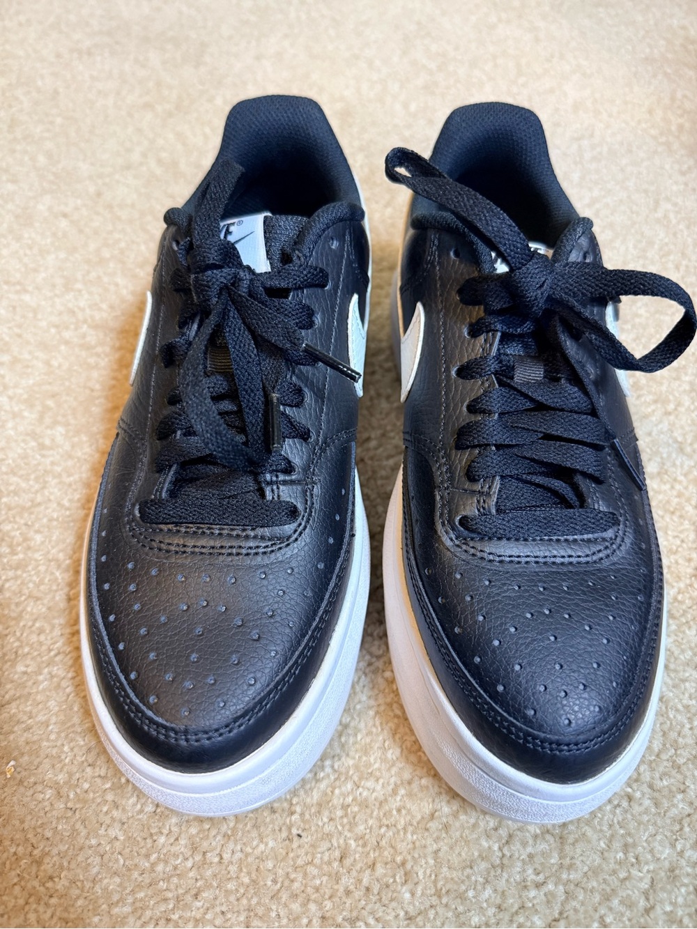 Nike Ladies Alta court Platform Black Leather Sneakers with White Swoosh size 8